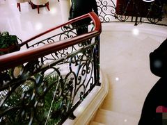 走向餐厅-盛泰恐龙谷温泉