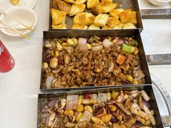 -老东镇啤酒屋海鲜加工·蒸汽海鲜·海鲜烧烤(台东店)