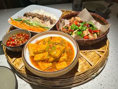 -云荷里·蒸汽石锅鱼·云南菜(中发百旺店)