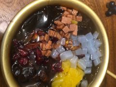 -牛小嫩串串火锅(老国贸总店)