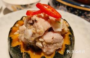Steamed Pork Ribs with Mini Pumpkins