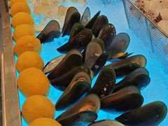 -广州万富希尔顿酒店·感趣自助餐厅·金秋蟹宴生蚝海鲜刺身