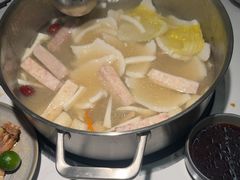 -喃喃椰·糟粕醋·椰子鸡火锅(七堡花园店)