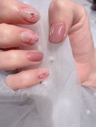 -纤指百魅美甲美睫