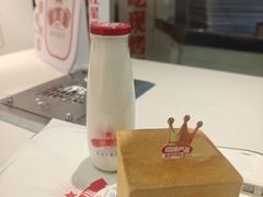 -红星前进面包牛奶公司(君太店)