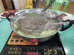 -乌记鲜活牛肉城(金砂东路店)