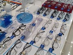 -标准眼镜·蔡司官方授权店(塘沽远洋未来汇店)