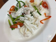 酸菜炒鱿鱼-日日香卤鹅饭店·澄海狮头鹅(澄海店)