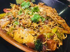 -拿渡麻辣香锅(银泰创意城店)