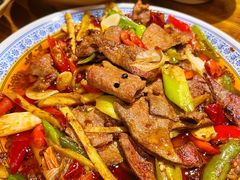 -谢老五跷脚牛肉·非遗传承店
