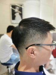 -PE SALON