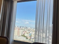 -曼谷拉差达绿宝石酒店