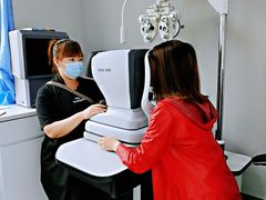 -潘多拉眼镜·蔡司依视路明月(潘家园店)