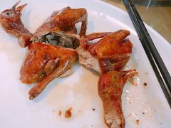 红烧乳鸽-吉莲利苑海鲜酒家(珠海拱北28年老字号店)