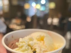 -领鲜活海鲜榴莲自助火锅(东门店)