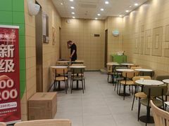 -德克士(榆次君豪店)