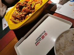 -多嘴超级肉蟹煲(杉杉国潮主题店)