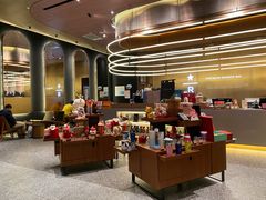 -星巴克臻选(上海虹桥新天地三店)
