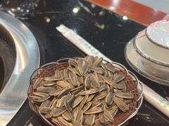 -袁小二大东北铁锅炖(吉祥村总部)