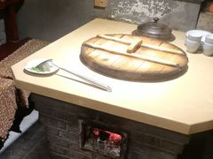 -万里闯关东铁锅炖菜馆(高新旗舰店)