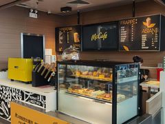 面包甜点陈列柜-麦当劳(广州南站店)