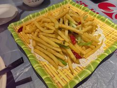 -肥肥虾庄·金牌油焖大虾(东湖欢乐谷店)
