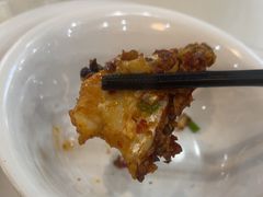 -凤凰路何眼镜香辣蟹(花果园店)