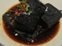 招牌秘制臭豆腐-楚山晓·湖北菜(武汉光谷K11店)