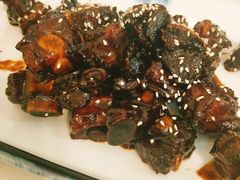 黑蒜小排-小郭私房菜·海肠捞饭店(学士街店)