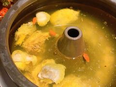 云南经典汽锅鸡-云海肴云南菜(正大广场店)