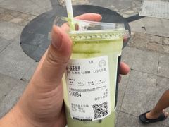 -霸王茶姬(大学城熙街店)