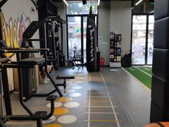-Freedom Fitness私教健身俱乐部(徐虹北路店)