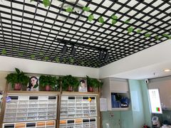 -视野联行眼镜·蔡司授权店(长白万象汇店)