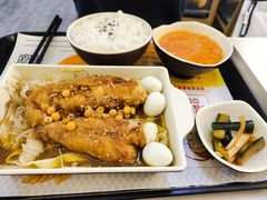 -鲲少爷烤鱼饭.螺蛳粉·清真(爱琴海店)
