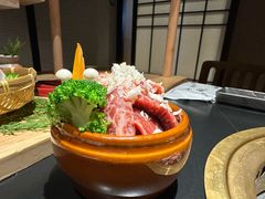 -山川小町·极番烧肉(新地假日广场店)