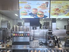 -麦当劳(保定裕华路店)