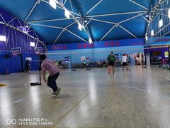 -佰德观岚记羽毛球馆