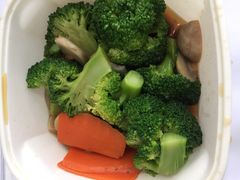 白灼西兰花-和记小菜(七宝店)