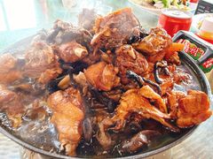 小鸡炖蘑菇-石磨坊酒楼(文化街店)