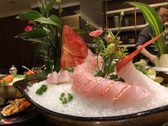 -半岛翡丽海鲜自助餐厅(观风亭店)