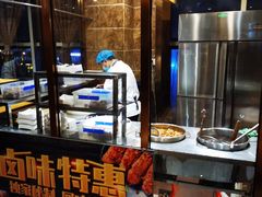 面包甜点陈列柜-重庆大队长火锅(凤城八路店)