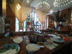-樾餐厅泰式海鲜火锅(民歌湖店)