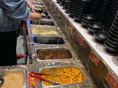 自助取餐区-沸炉重庆老火锅(军事博物馆店)