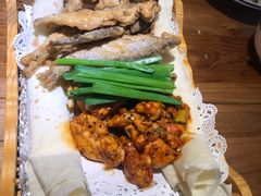 大娘卷饼炸鱼里脊肉-吕氏疙瘩汤·私家菜馆(慈云寺店)