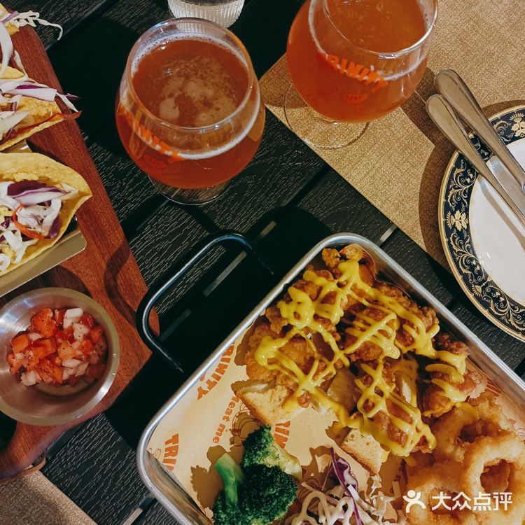 快来❗市区超惬意的露营风餐厅