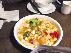 番茄豆腐西蓝花-青叶202都市餐厅(迪诺水镇店)