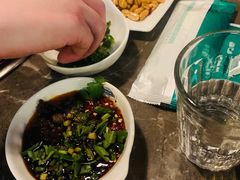 -三人行骨头王火锅(长寿店)