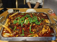-鸣记脆皮烤鱼(铁西店)