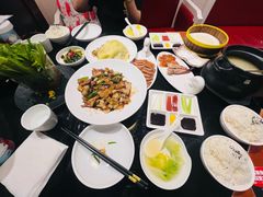 -皇城根·烤鸭·鱼头·家常菜(欧亚大观乐活城店)