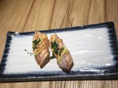 火炙三文鱼腩-初居食屋日式料理(万象城购物中心店)